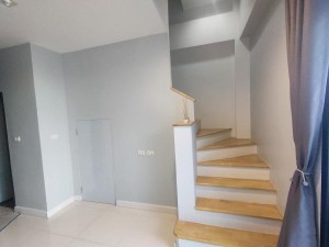ขาย โฮมออฟฟิศ HomeOffice-For-sale-Ratchada32,Chokchai4, โฮม3ชั้นเหมาะสำหรับทำโฮมออฟฟิศ ทำเลเลียบด่วนเกษตรนวมินทร์รัชดา32 Wanghin,Naknivas ลาดพร้าว